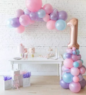 samorog dekoracija baloni
